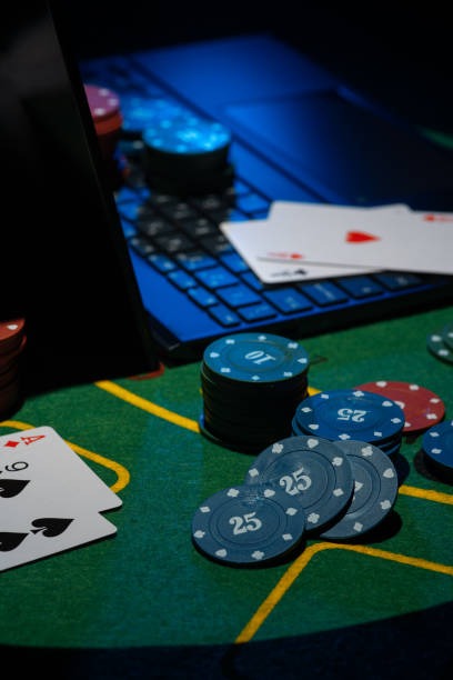 bola010 live casino gaming interface with multiple game tiles